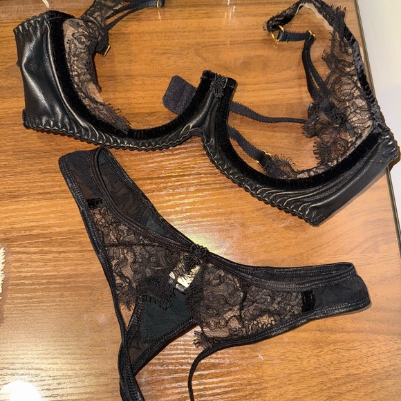 Love day London Black Lace Bra and Panty Hardcore Romance Set - Picture 1 of 8